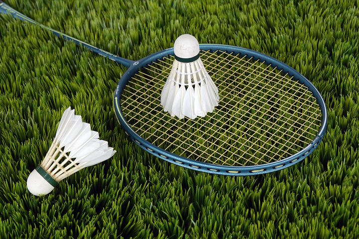 Air Badminton Sport im Park